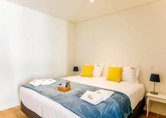 Oliveira Apartment's