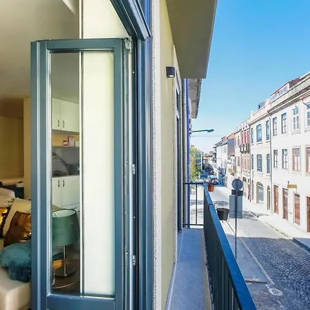 Oliveira Apartment's Апартаменты