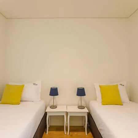 Oliveira Apartment's Апартаменты