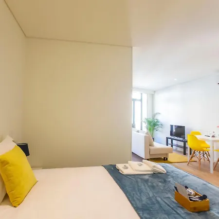 Oliveira Apartment's