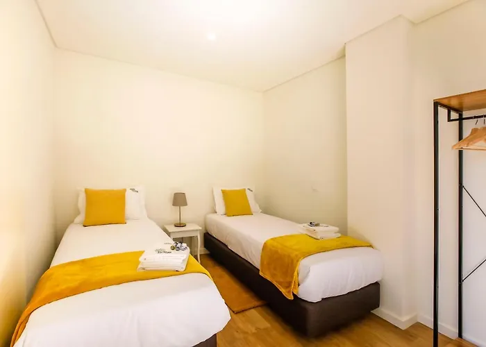 Oliveira Apartment's *