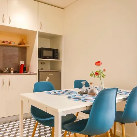 Oliveira Apartment's